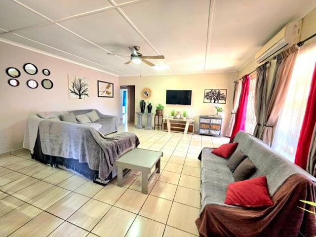 House for sale in UMhlathuze Municipality, Kwazulu-natal