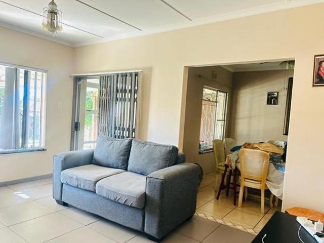 House for sale in UMhlathuze Municipality, Kwazulu-natal