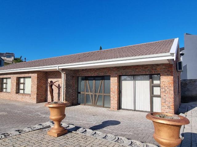House for sale in Cape St Francis, Eastern Cape
