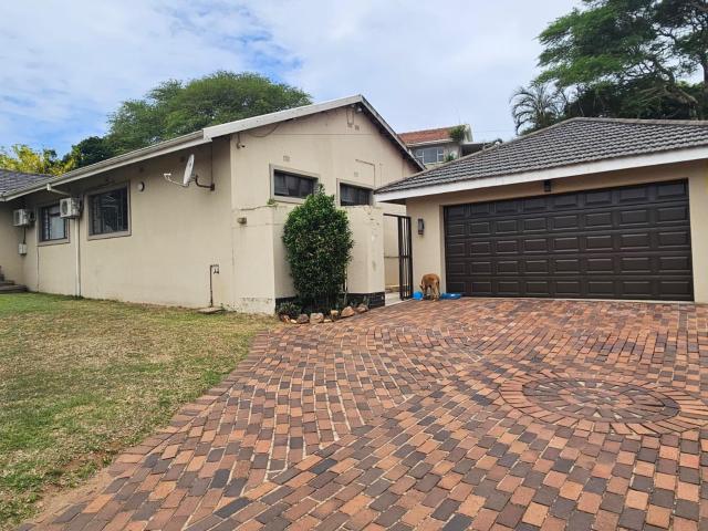 House for sale in Amanzimtoti, Kwazulu-natal