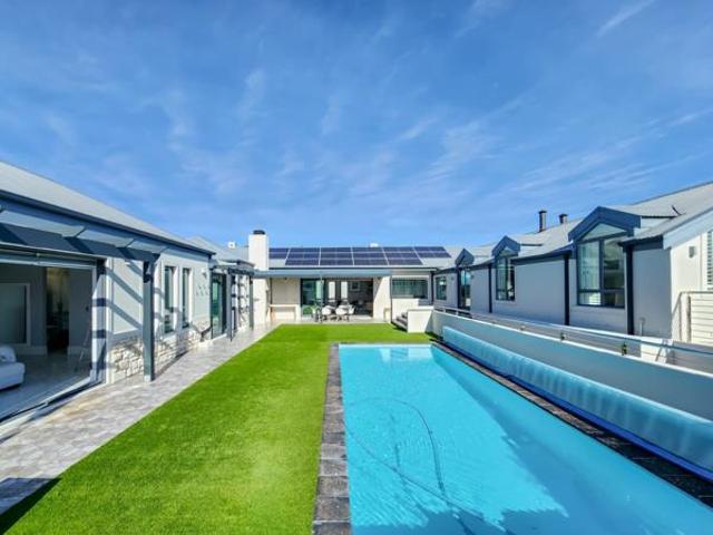 House for sale in Cape Town, Western Cape