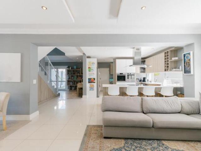 House for sale in Cape Town, Western Cape