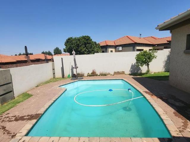 House for sale in Dr Kenneth Kaunda, North West