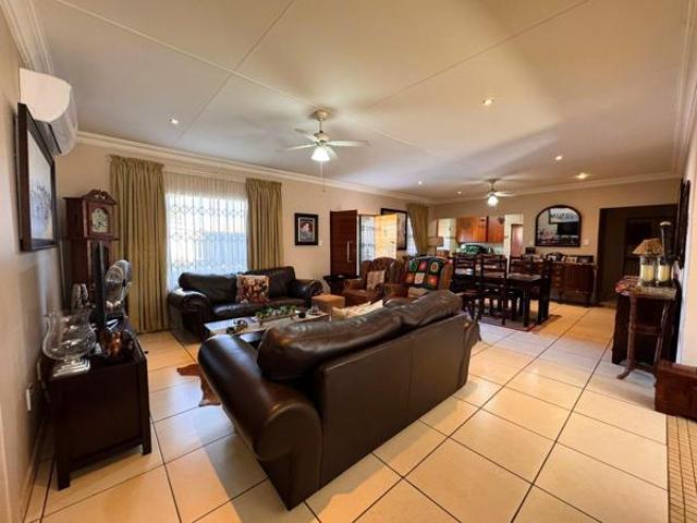 House for sale in Dr Kenneth Kaunda, North West