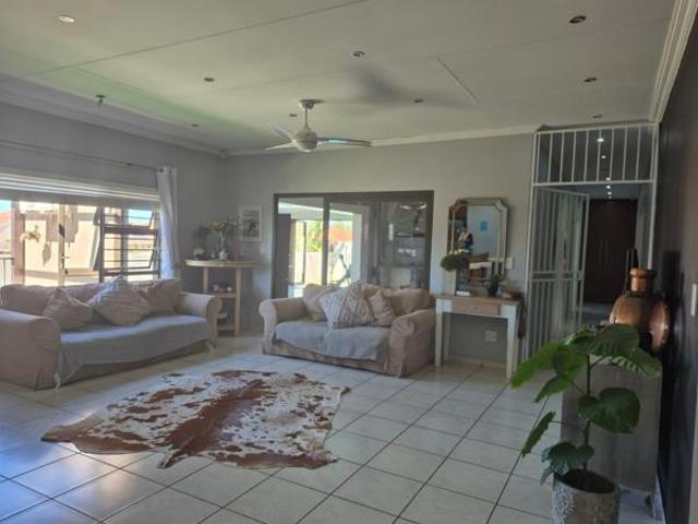 House for sale in Dr Kenneth Kaunda, North West