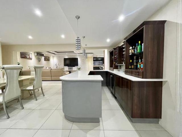 House for sale in Ballito, KwaDukuza Local Municipality