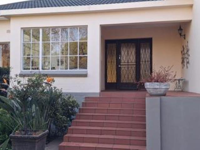 House for sale in Queenstown, Eastern Cape