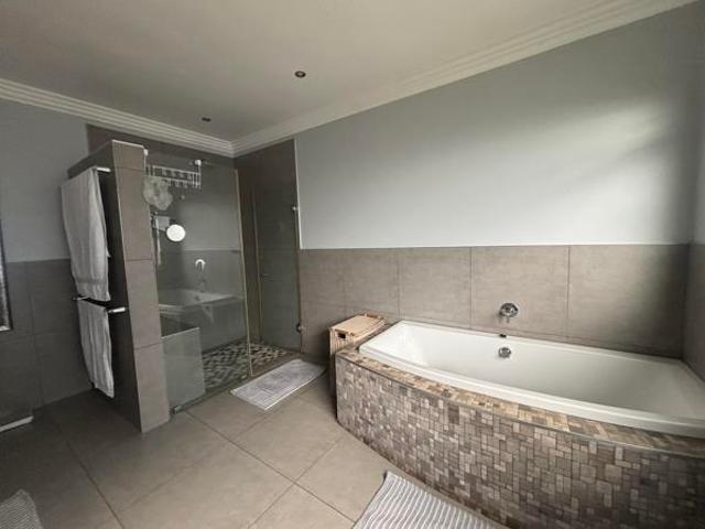 House for sale in eMalahleni, Emalahleni Local Municipality