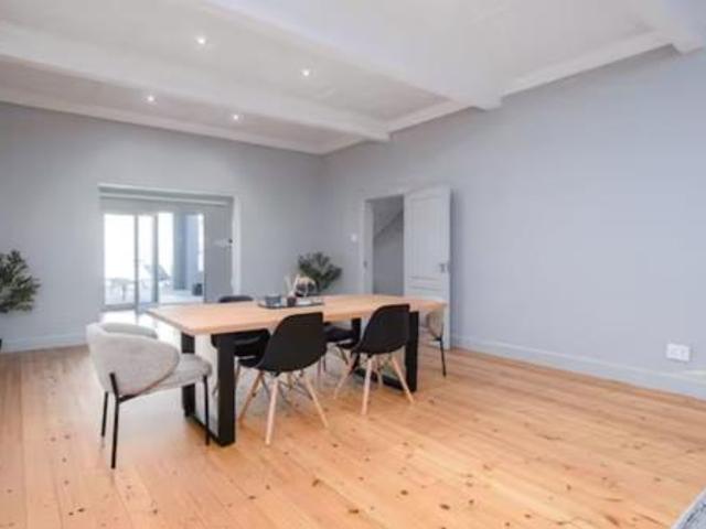 House for sale in Cape Town, Western Cape