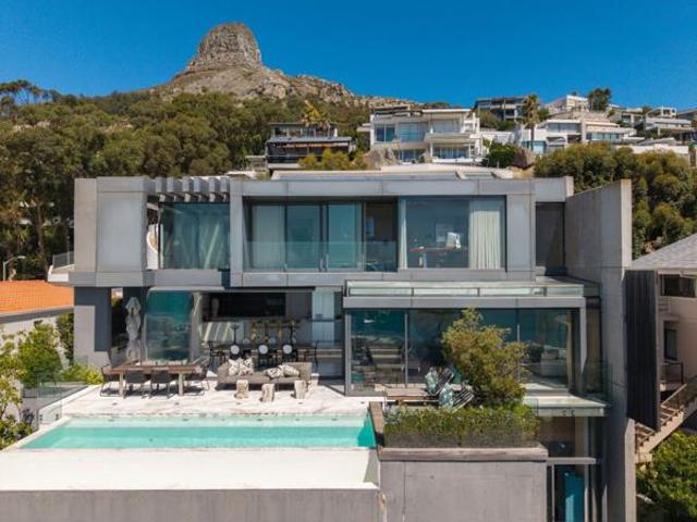 House for sale in Cape Town, Western Cape