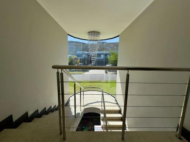 House for sale in Cape Town, Western Cape