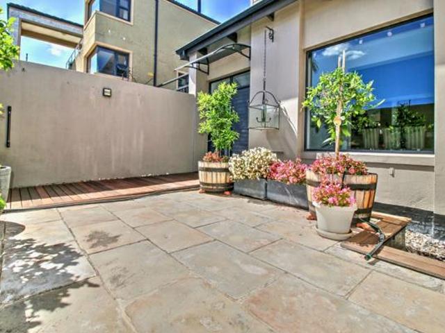 House for sale in Cape Town, City of Cape Town