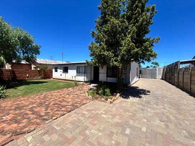House for sale in Kimberley, Frances Baard District Municipality