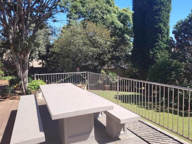 House for sale in Johannesburg, East