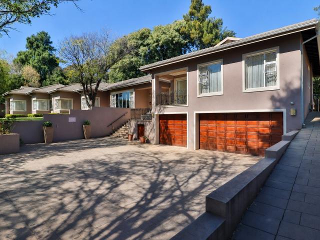 House for sale in Bedfordview, City of Ekurhuleni Metropolitan Municipality