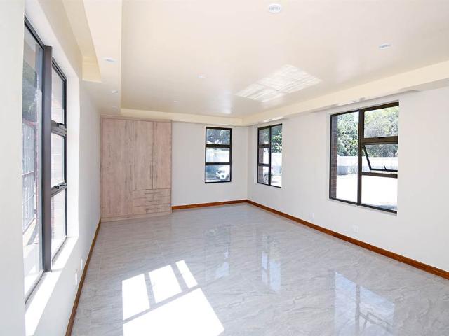 House for sale in Johannesburg, East