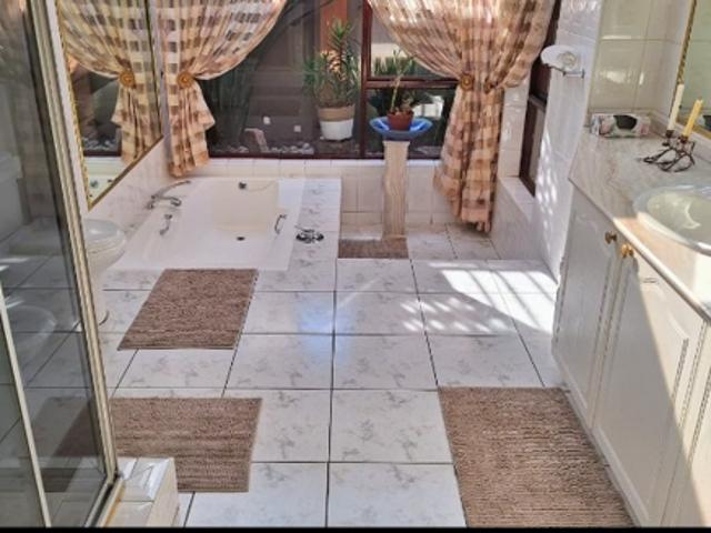 House for rent in Vosloorus, Gauteng