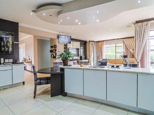 House for sale in Johannesburg, East