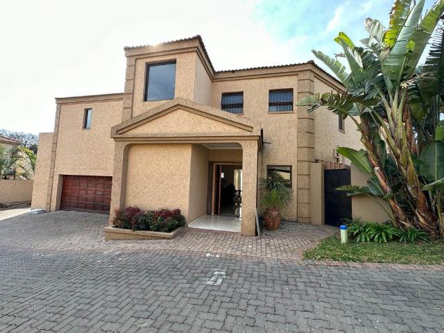House for sale in Johannesburg, East