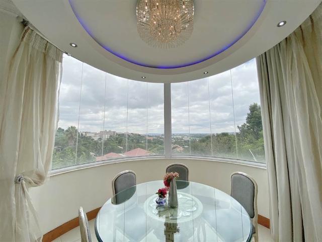 House for sale in Johannesburg, East