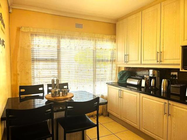 House for sale in Cape Town, Western Cape