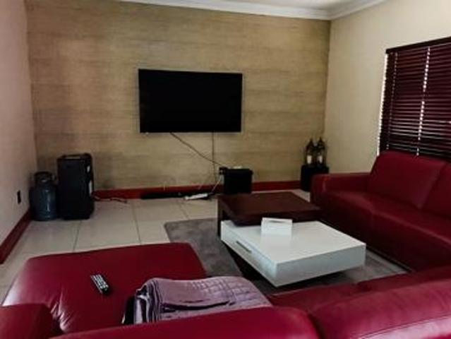 House for sale in eMalahleni, Emalahleni Local Municipality