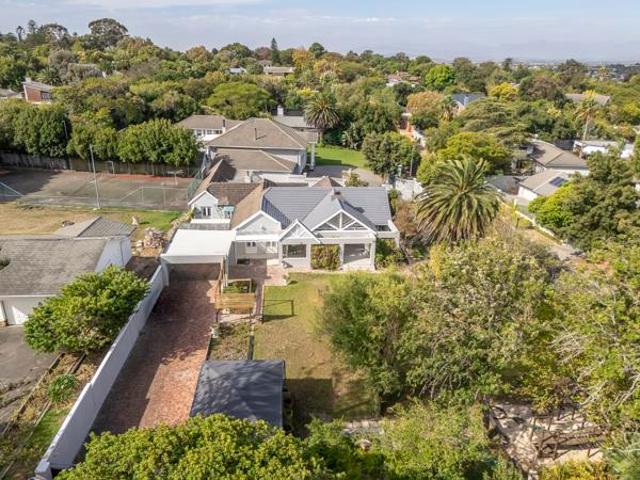 House for sale in Cape Town, Western Cape
