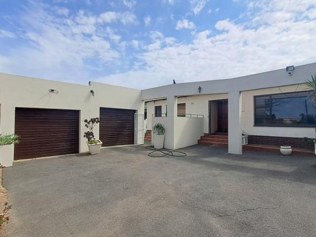 House for sale in West Coast, Riebeeck Valley