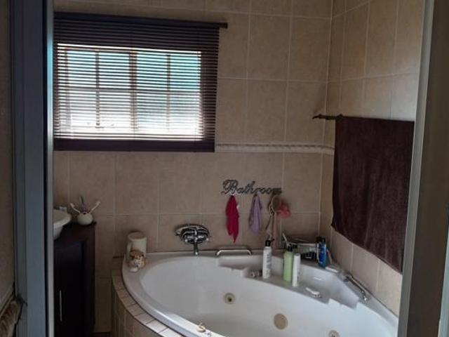 House for sale in Gert Sibande, Mpumalanga