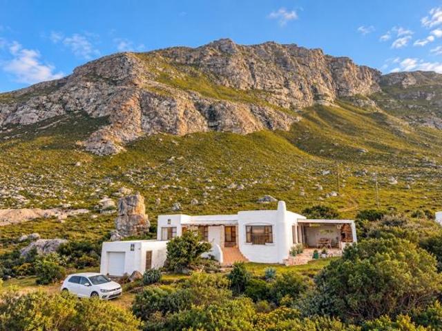 House for sale in Rietpoel, Theewaterskloof Local Municipality