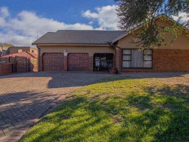 House for sale in Kempton Park, Birchleigh North