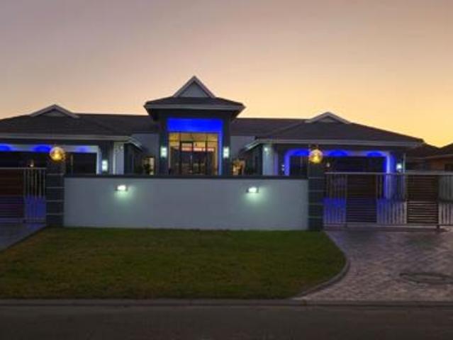 House for sale in UMhlathuze Municipality, Kwazulu-natal