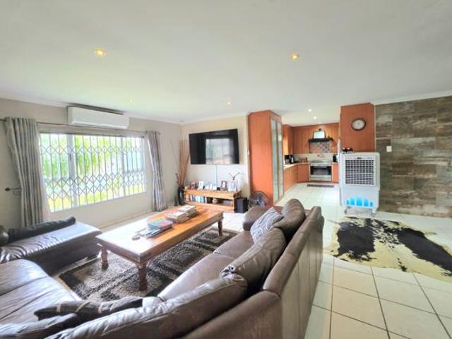 House for sale in Richards Bay, uMhlathuze Local Municipality