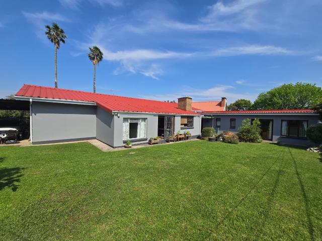 House for sale in Groot Brak Rivier, Western Cape