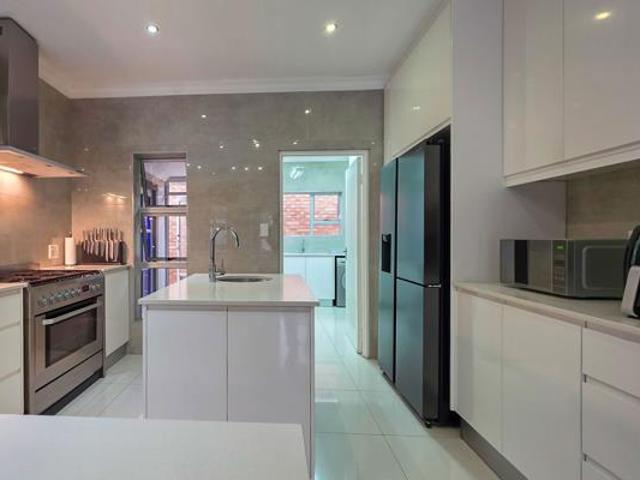 House for sale in Cape Town, Western Cape