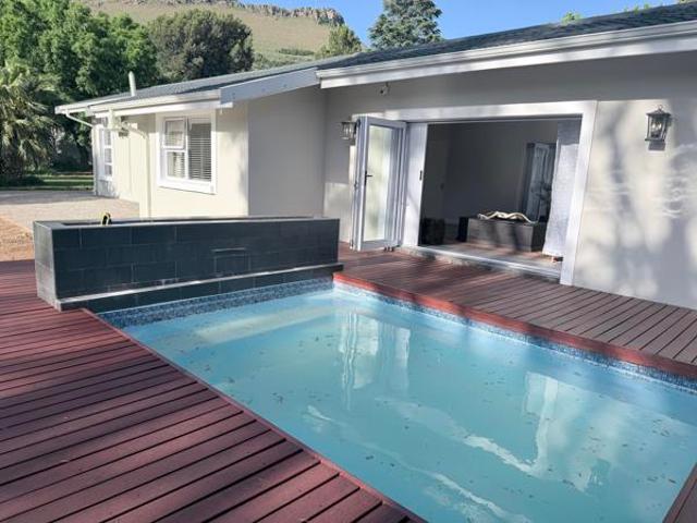 House for sale in Komani, Lukhanji Local Municipality