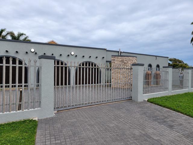 House for sale in Gqeberha (Port Elizabeth), Nelson Mandela Bay Metropolitan Municipality