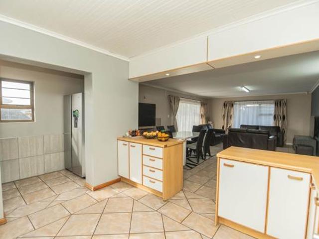 House for sale in Nelson Mandela Bay Ward 18, Nelson Mandela Bay Metropolitan Municipality