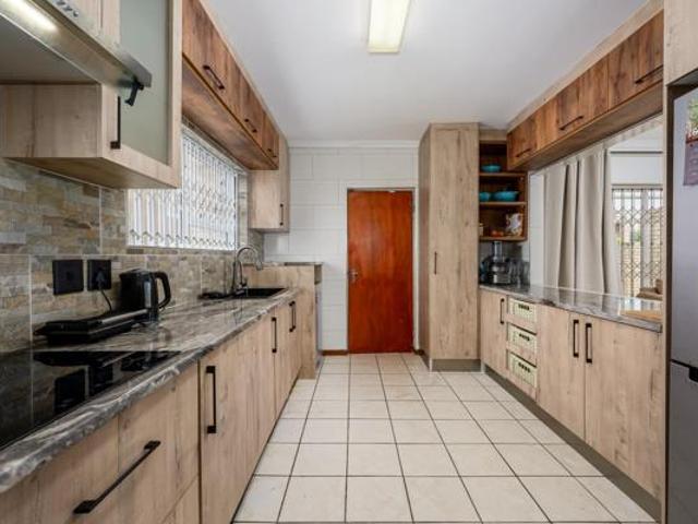 House for sale in Nelson Mandela Bay Ward 18, Nelson Mandela Bay Metropolitan Municipality