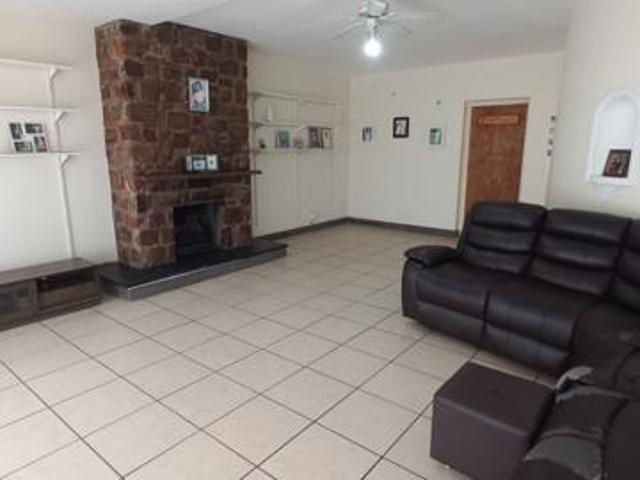 House for sale in Port Elizabeth, Eastern Cape