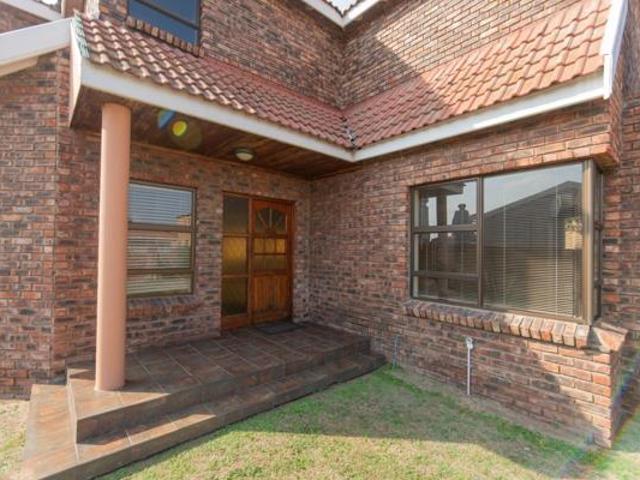 House for sale in Port Elizabeth, Eastern Cape