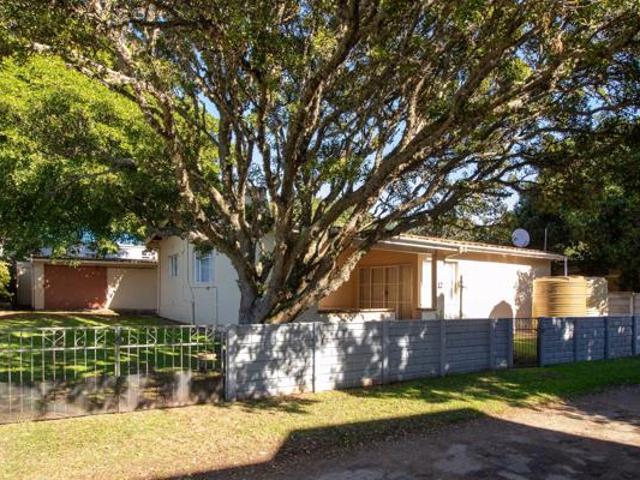 House for rent in Bushmans River Mouth, Eastern Cape