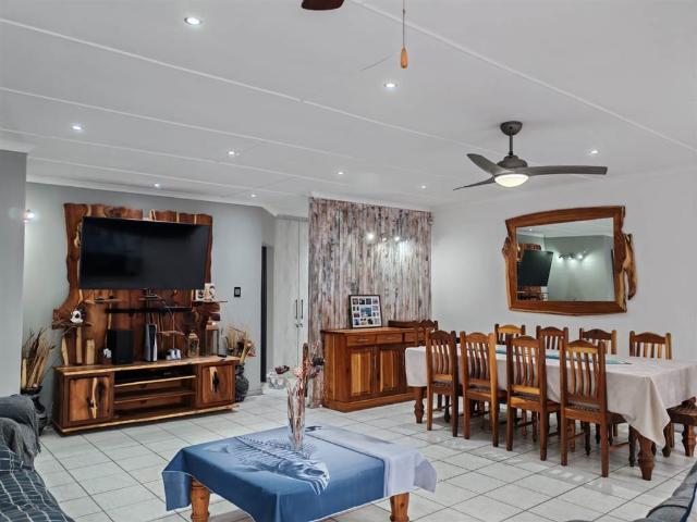 House for sale in Bushmans River Mouth, Eastern Cape