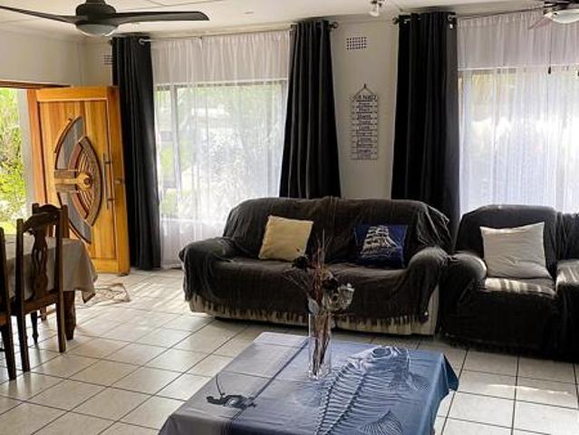 House for sale in Bushmans River Mouth, Eastern Cape