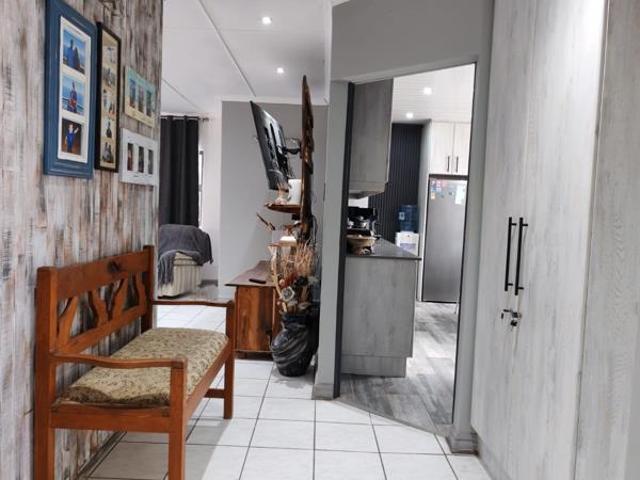 House for sale in Bushmans River Mouth, Eastern Cape