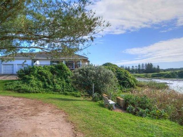 House for sale in Bushmans River Mouth, Eastern Cape