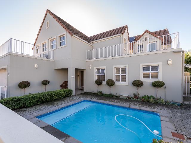 House for sale in Onverwacht, Western Cape