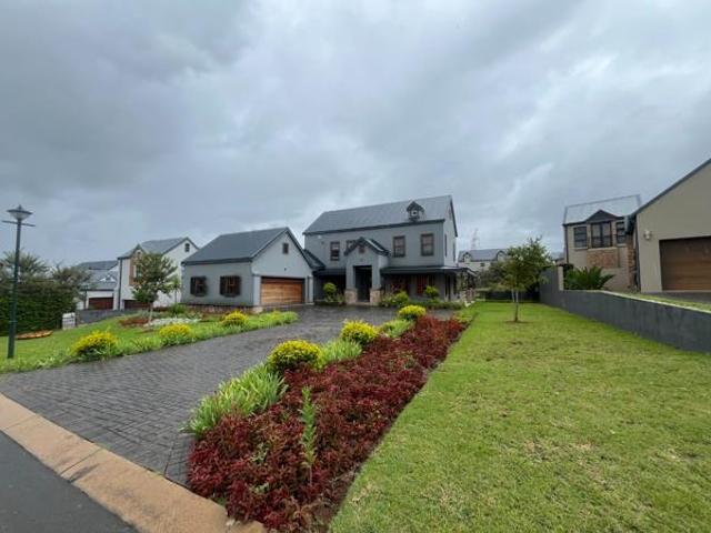 House for rent in Waterkloof, Gauteng