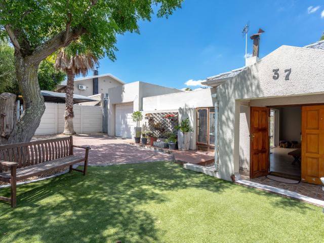 House for sale in Bellville, Western Cape
