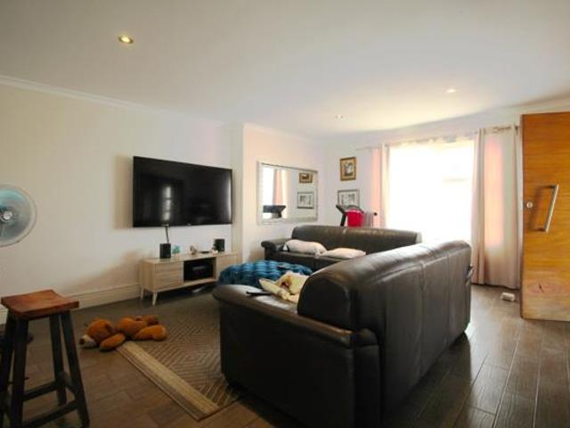 House for sale in Cape Town, Western Cape
